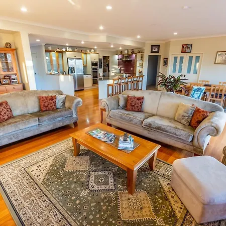 Heaven'S Rest B&B Pukekohe Exterior photo